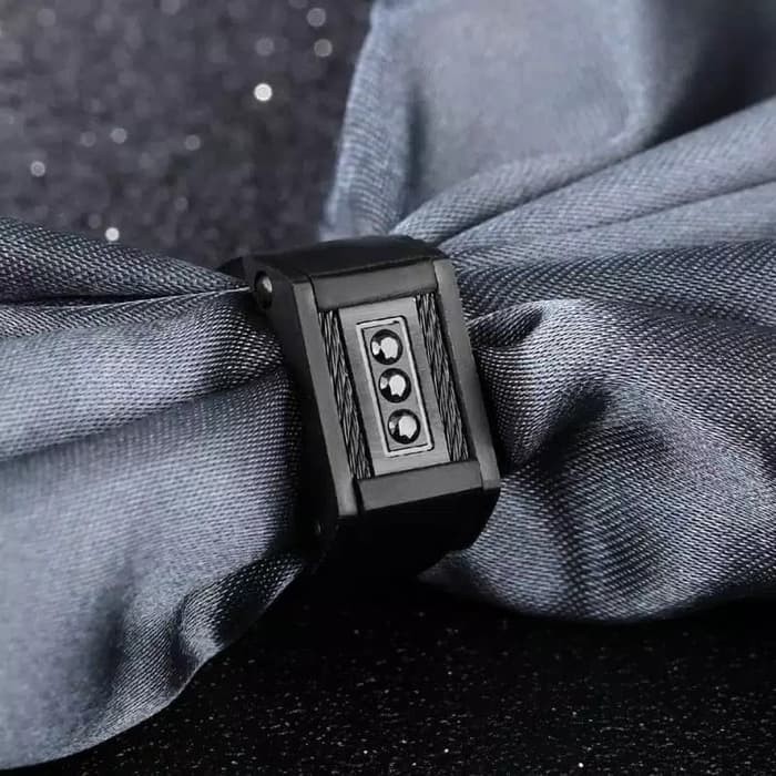 Cincin titanium kawat hitam klasik mewah cincin pria wanita