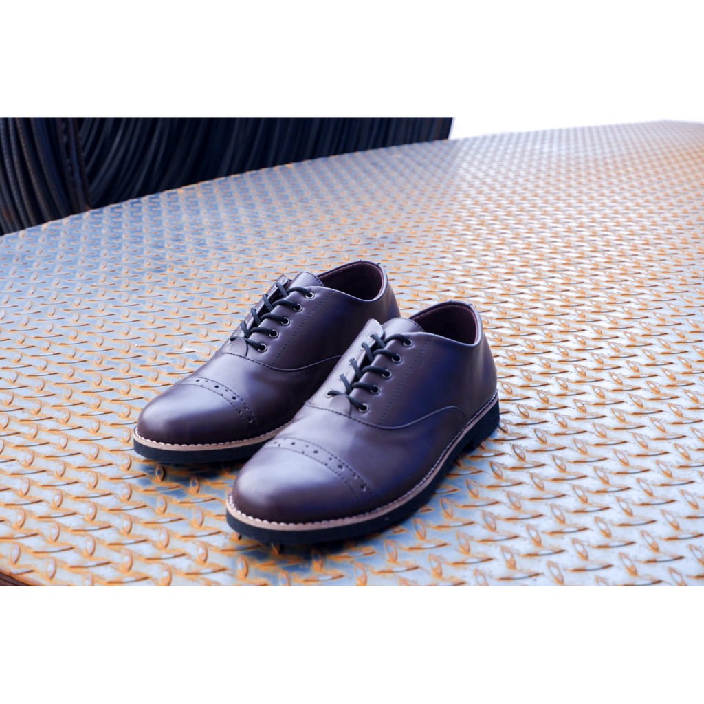 sepatu formal volkerfootwear / sepatu kantor / sepatu kasual / pedro brown