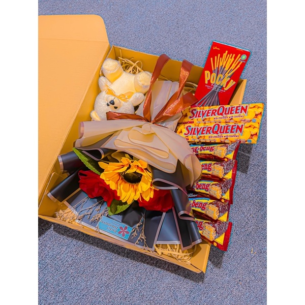 

BIG GIFT BOX