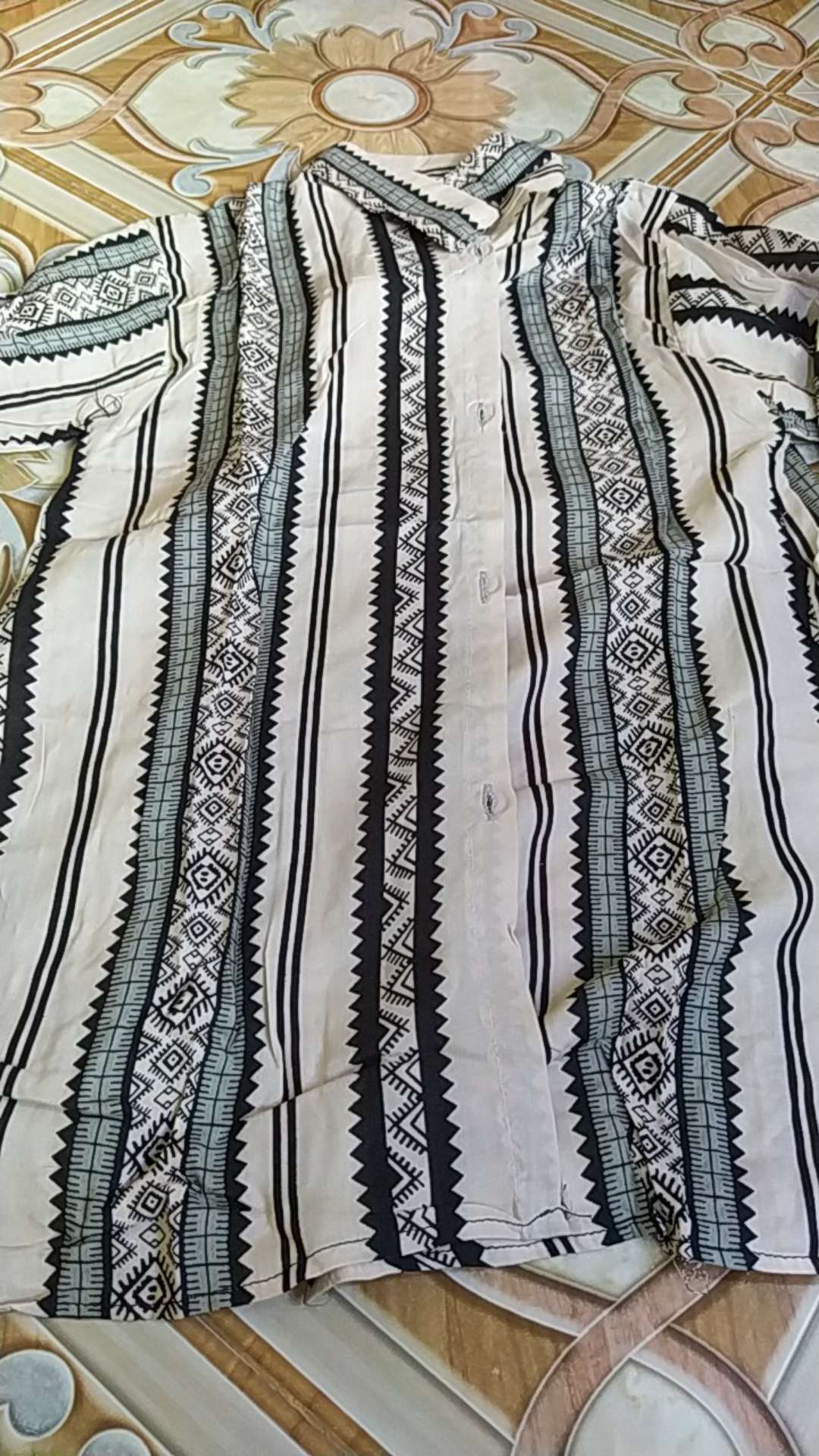 Kemeja Rayon Motif Kemeja Salur