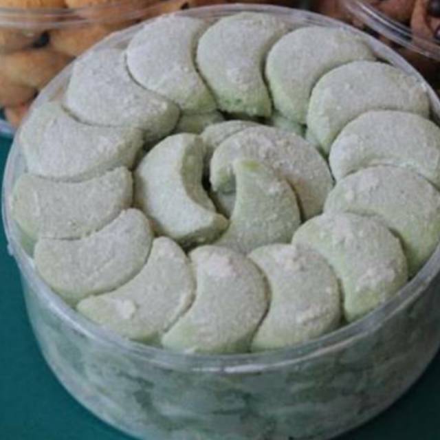 

Putri salju Baraya Cake