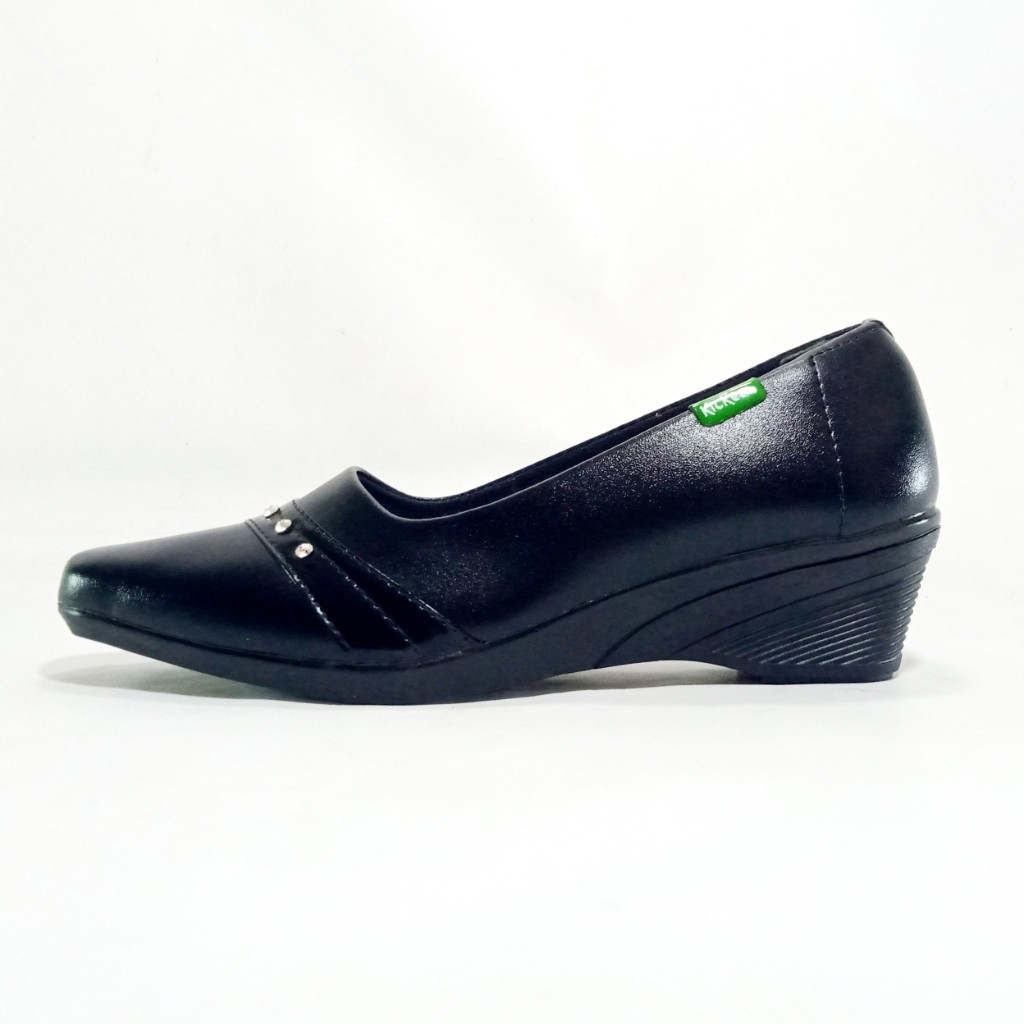 Kickers D.20 Sepatu Pantofel Wanita Pita Sol TPR Hak 37-42 Hitam