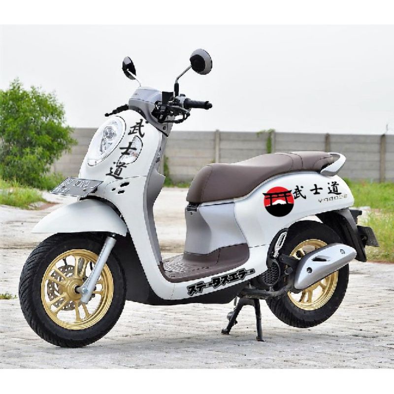 0887 cutting sticker motor Scoopy motif Jepang terbaru