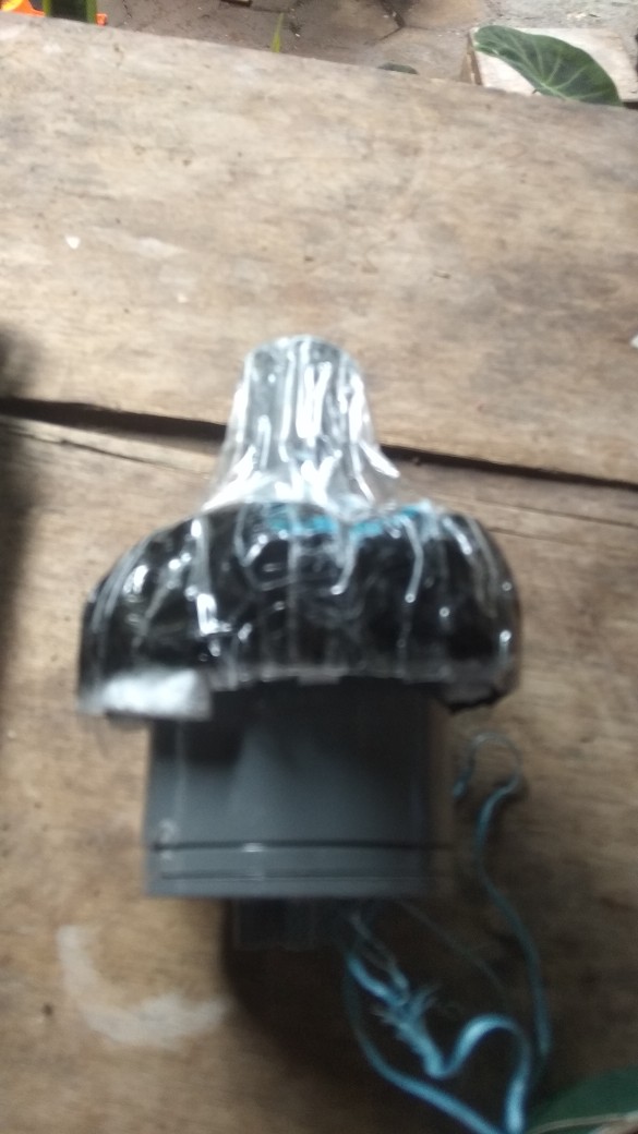 Alat Pembagi Air - Manifold Hidroponik 5 Mm