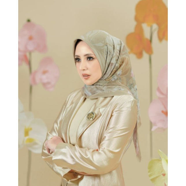 PRELOVED BUTTONSCARVES BOWERY,EAST VILLAGE,ORCHIDE PEARL,XANADU FOG