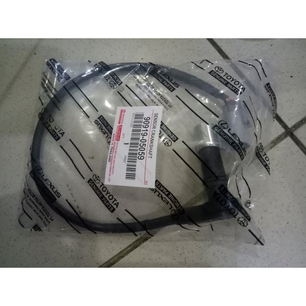 sensor crankshaft atau sensor CKP toyota innova bensin