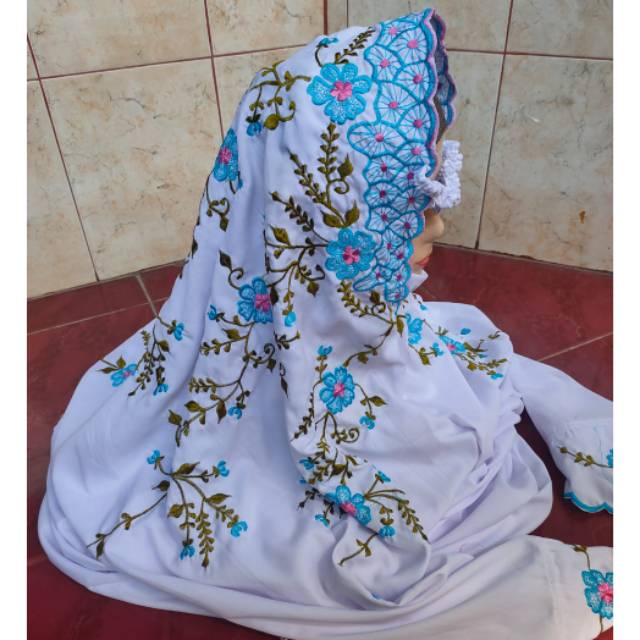 Mukena remaja / polino/ukuran L/mukena smp /bordir rambat /borsdir kalung