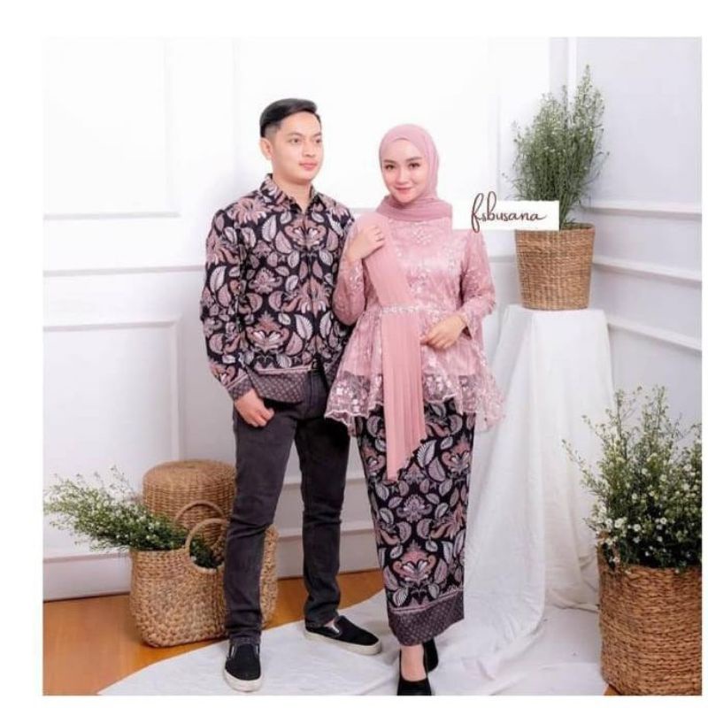 BATIK COUPLE BAJU KEBAYA MODEREN BATIK KONDANGAN KEBAYA  COUPLE BRUKAT SETELAN COUPLE BATIK SARIMBIT