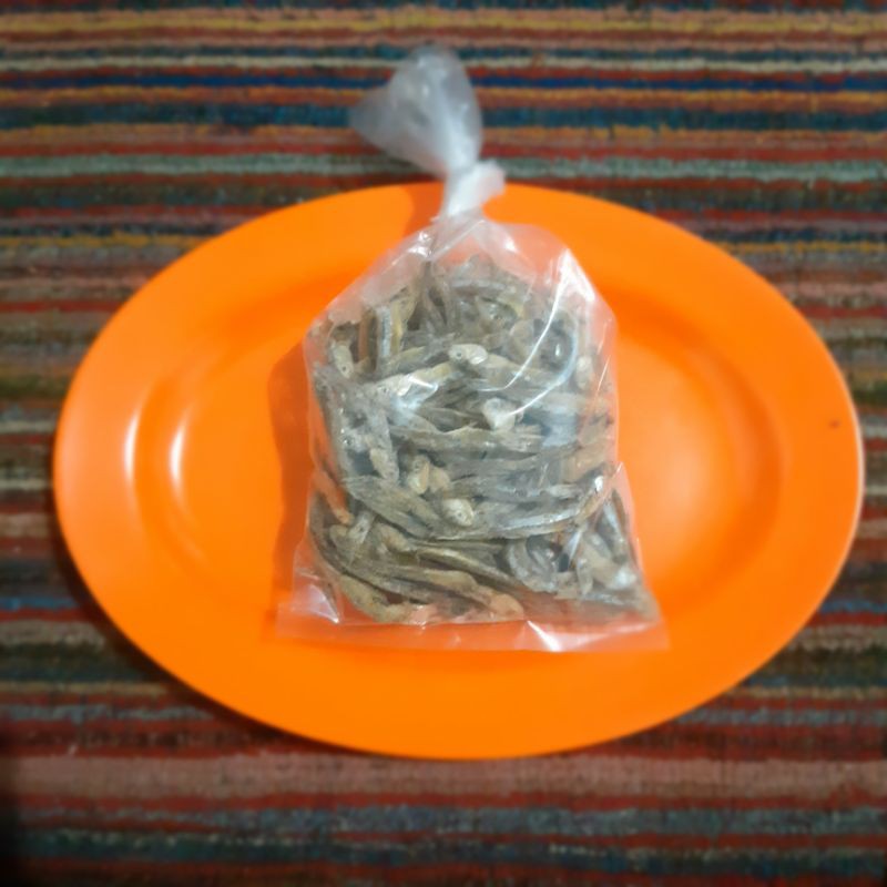 

Ikan Asin Teri Cue 100gr/pack
