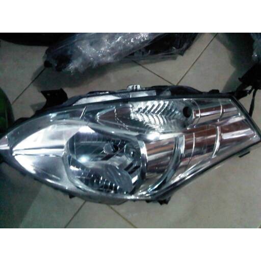 Headlamp Suzuki Ertiga