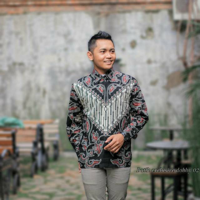 Kemeja batik / kemeja batik slim / kemeja batik kerja / kemeja batik keren / kemeja batik pekalongan