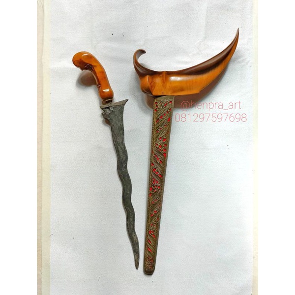 Keris Pajangan