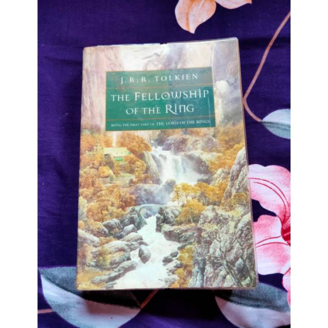 Novel Import Bekas The Lord of the Rings: The Fellowship of the Rings karya J. R. R. Tolkien