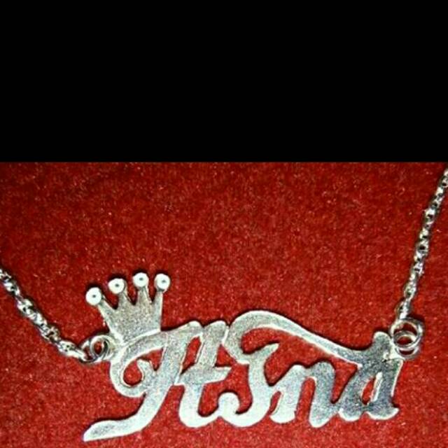 Kalung perak nama