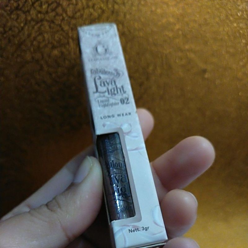 MADAME GIE Fabulous Lava Light Liquid Highlighter