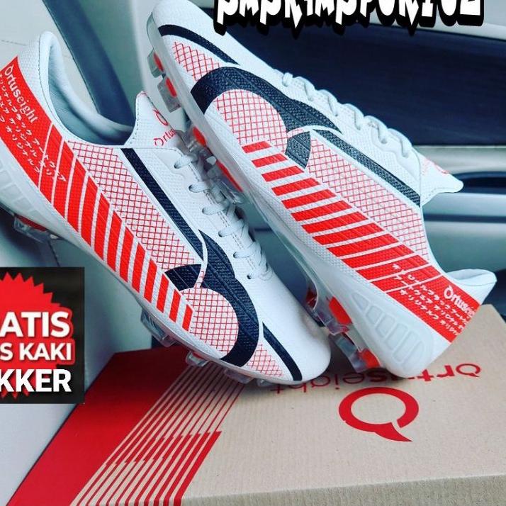 SEPATU SEPAK BOLA KAKI () SEPATU BOLA PRIA ()