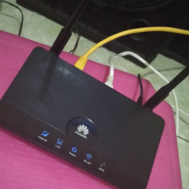 Huawei ws330 wireless router 300mbps no adaptor