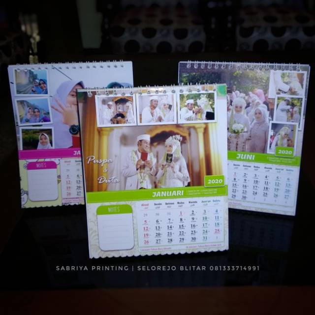 

Kalender Meja Custom