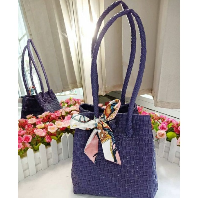 tas anyaman murah bahan plastik jali jali