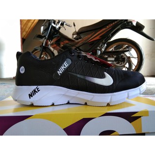 Sepatu Nike NEW Hitam Putih Pria Wanita Kuliah Santai