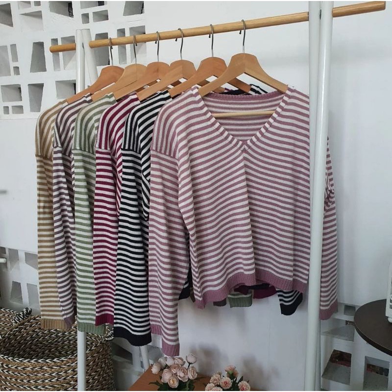 Sweater Rajut Crop Pendek Motif Garis Strippy Blaster Baju Atasan Wanita Stripe 7gt Tebal Original