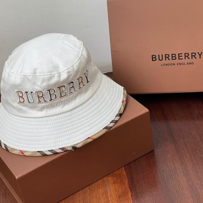 topi bucket burberry mirror quality