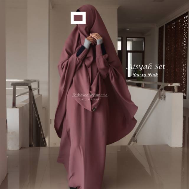 Aisyah set by Fathaya