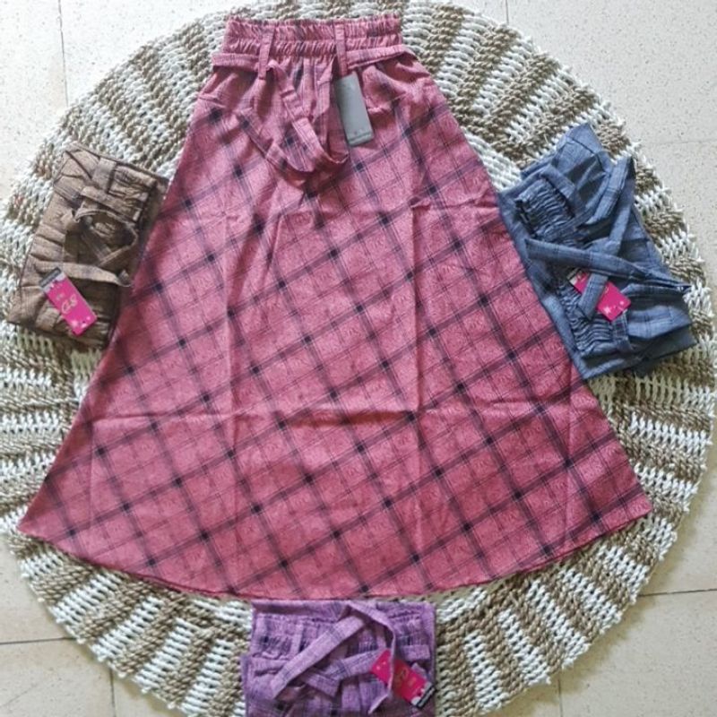 ROK KOTAK MAYUNG SEMI WOL ANAK TANGGUNG=8--9 THN