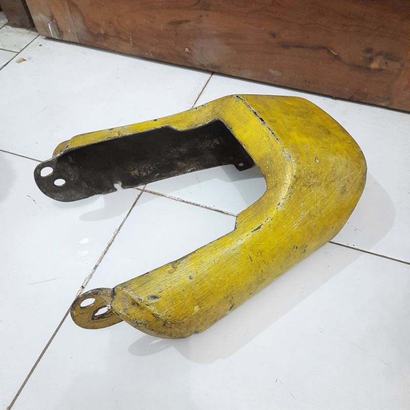 body bodi belakang suzuki rgr jumbo tornado 150 cc ori original