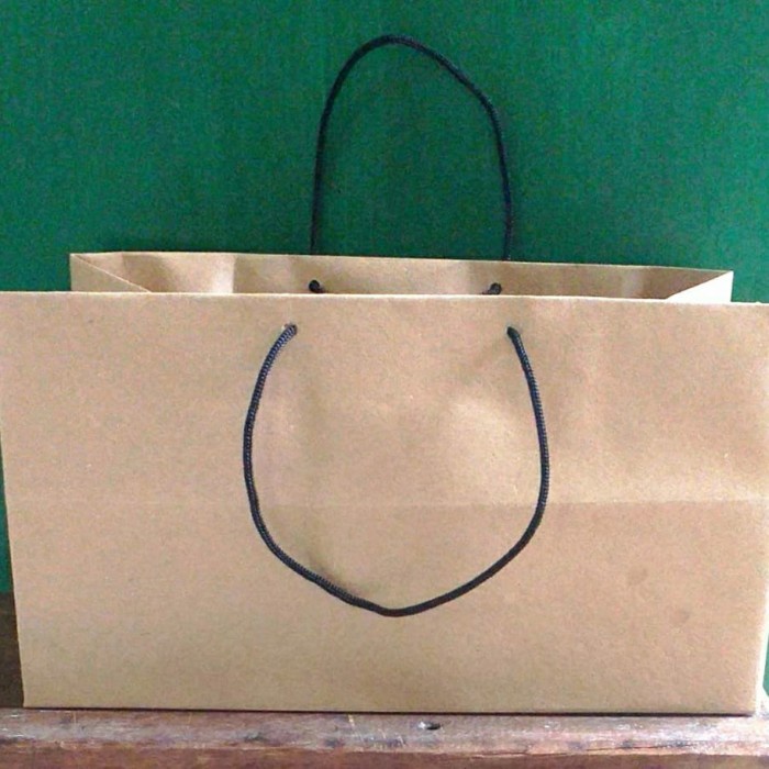 

NEW Paper bag untuk Brownies Bolu Gulung Presto size S Tali pita - tali kur