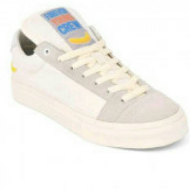 Sepatu fyc caven broken white