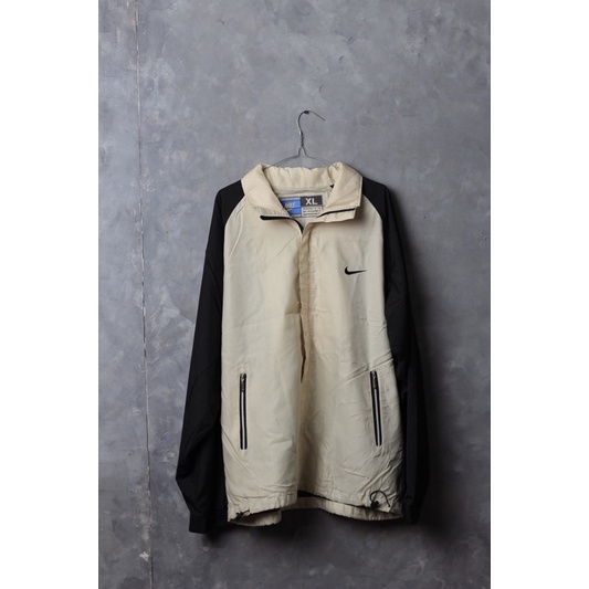 jaket nike vintage second