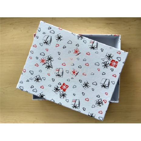 

Kotak Kado / Kotak Hadiah / Gift Box Pakaian B / Motif Love Kado