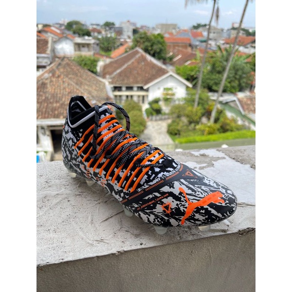 Sepatu Bola Puma Future Z 1.3 Teaser FG White Black Neon Citrus
