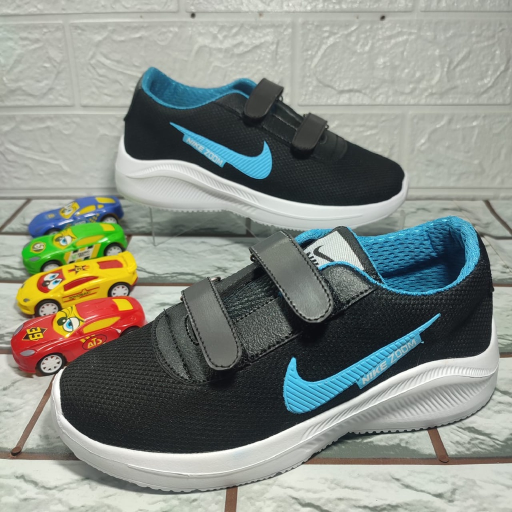 SEPATU ANAK SEKOLAH PEREMPUAN MODEL TERBARU AIDA BY ZOOM HITAM PINK VELCRO