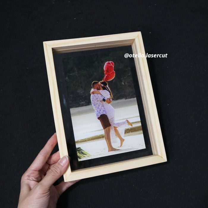 Wooden Floating Frame Photo Foto Custom Hadiah Valentine Gift Kustom Pacar Romantis Acrylic Print