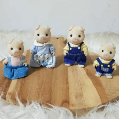 sylvanian pig family