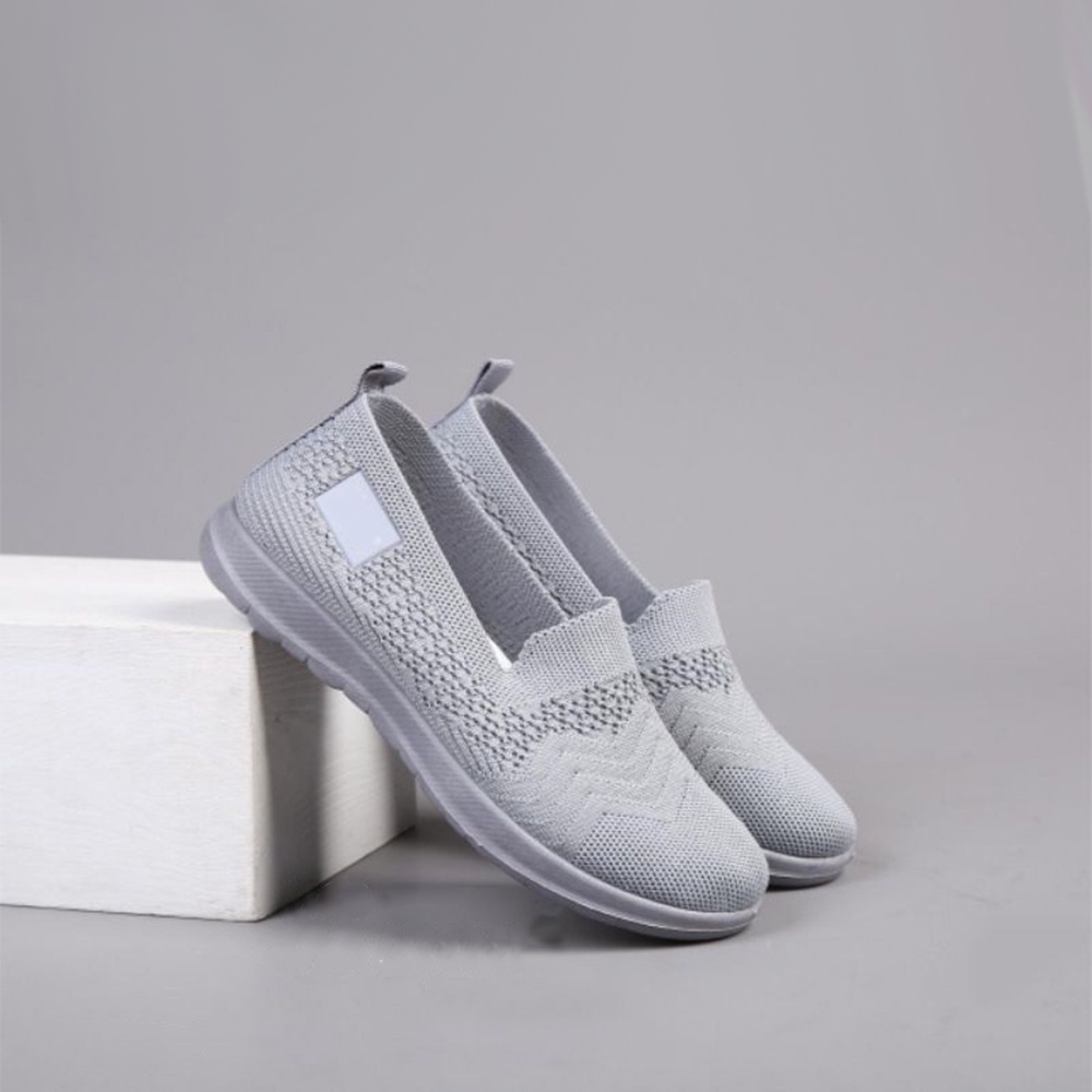 Sepatu Wanita Sneakers Import - Sneaker Wanita SIONS T-12 Slip-On Shoes - Sepatu Olaharaga Cewe Santai