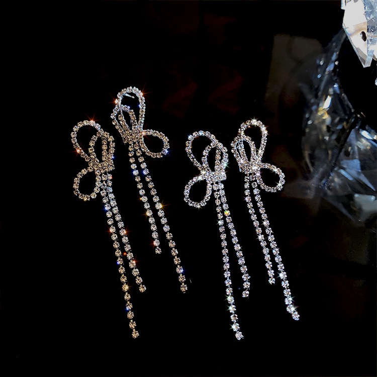 Anting Berpohon Busur Berlian Berkilau Aksesoris Telinga Pesta Korea Wanita