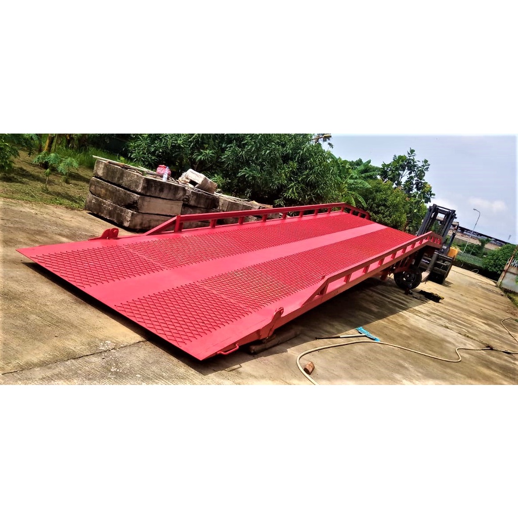 Dermaga Bongkar Muat Portable Loading Dock - Movable Dock Ramp 10 Ton 1.6 m - AKS - TK10TJ - AKS1963