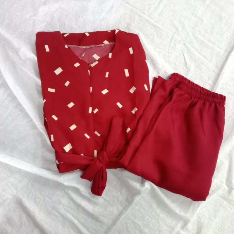 setelan tunik dan celana