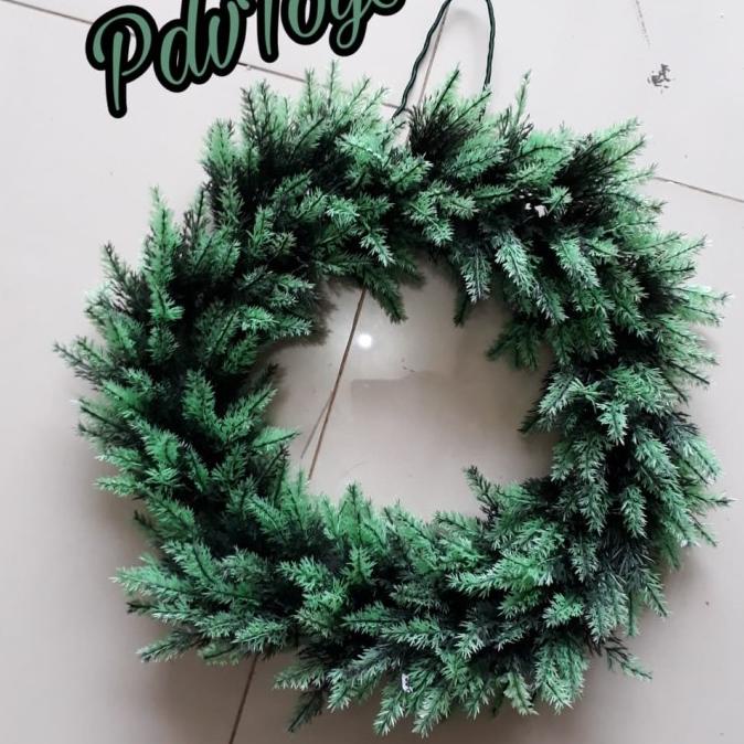 

Hiasan Natal Ornamen Wreath Krans Daun Cemara Runcing Hijau 2 Warna Hn67613