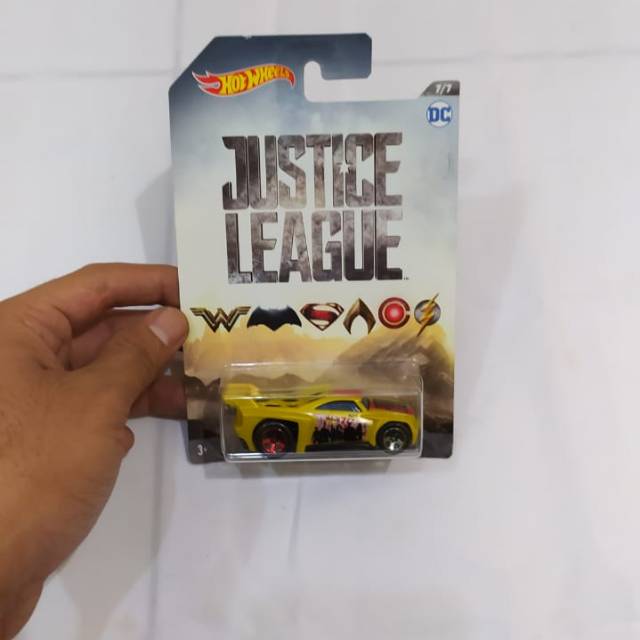 Mainan Anak / Hot Wheels / Hotwheels Justice League Bassline