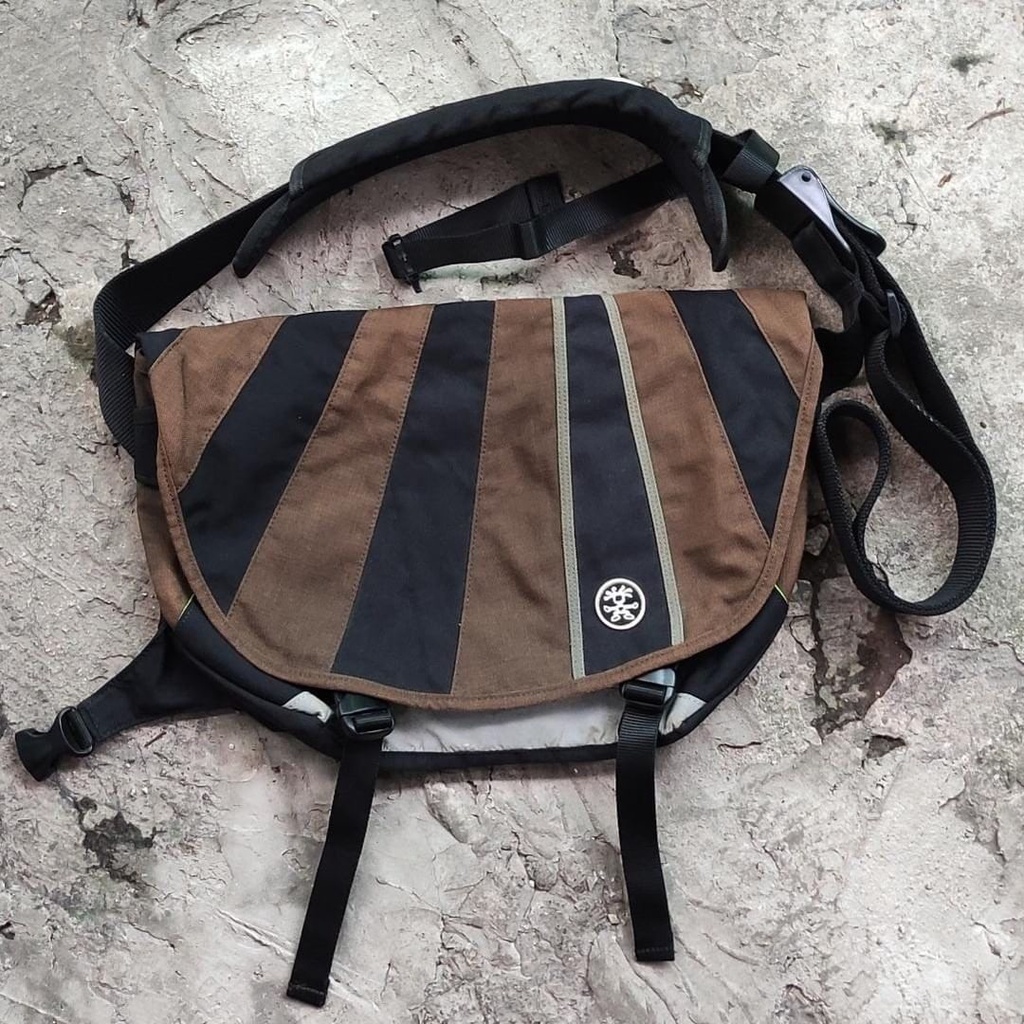 TAS RANSEL CRUMPLER SLEMPANG MESSENGER BAG LAPTOP BARNEY RUSTLE VINTAGE BACKPACK PRIA WANITA VINTAGE KANTORAN CYCLING PANNIER  CORDURA OUTDOOR HIKING MURAH KEREN