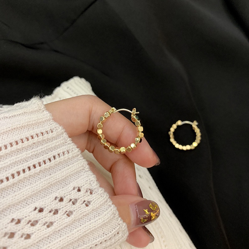 Anting Stud Bentuk Geometris Warna Emas Gaya Vintage Korea Minimalis Untuk Wanita