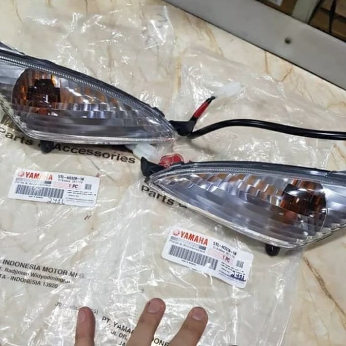 LAMPU SEIN DEPAN SET YAMAHA MIO SPORTY ORI YGP - motor matic ASLI YAMAHA