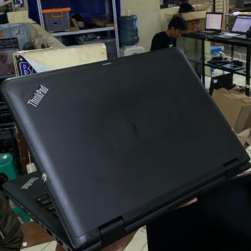 laptop Lenovo thinkpad 11e ram 4 ssd 128