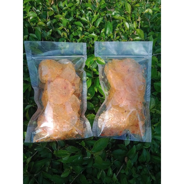 

Keripik kaca pedas daun jeruk kemasan pouch besar