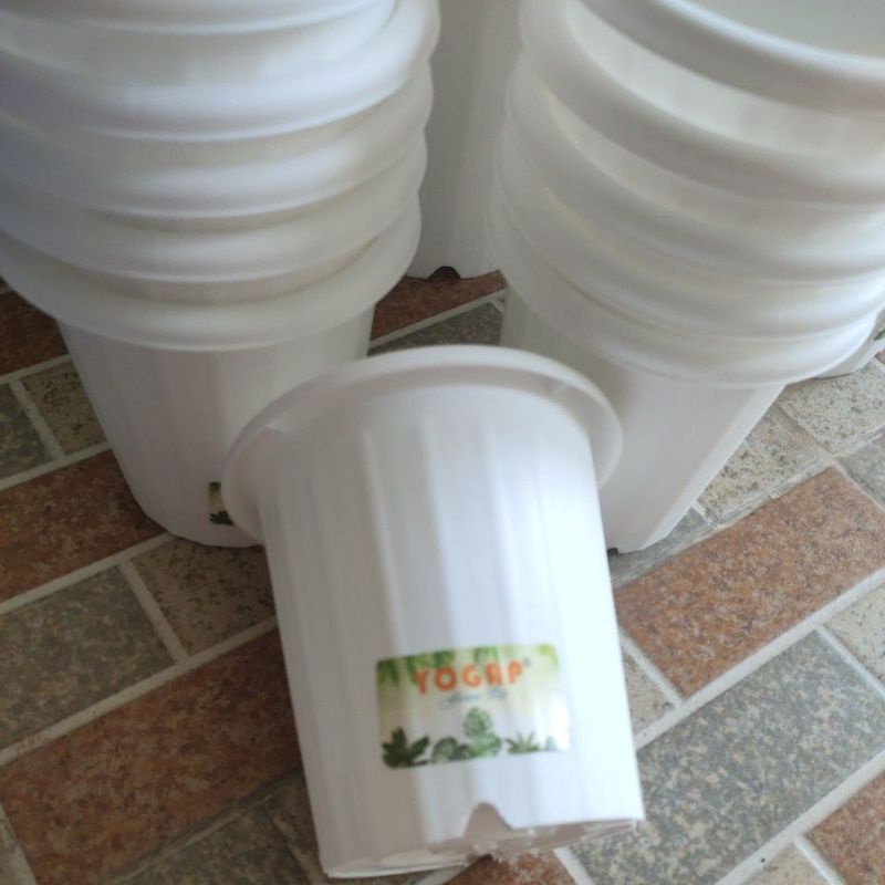 Pot tinggi Yogap 10