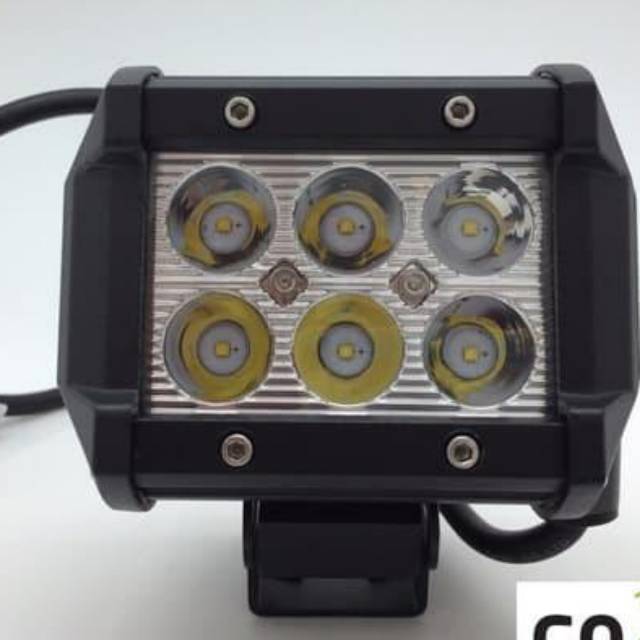 Lampu tembak 6 mata kotak